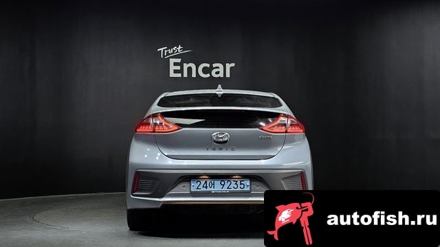 Hyundai Ioniq Ionic Electric 2017 года - вид 4