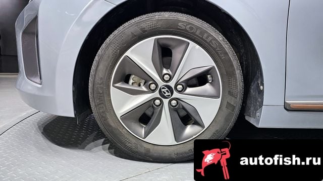 Hyundai Ioniq Ionic Electric 2017 года - вид 5