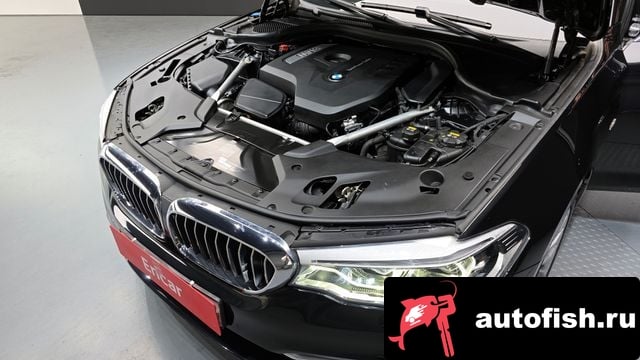 BMW 5-Series 5 Series (G30) 2018 года - вид 6