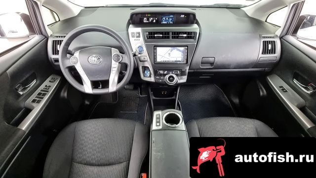 Toyota Prius Prius V 2015 года - вид 7