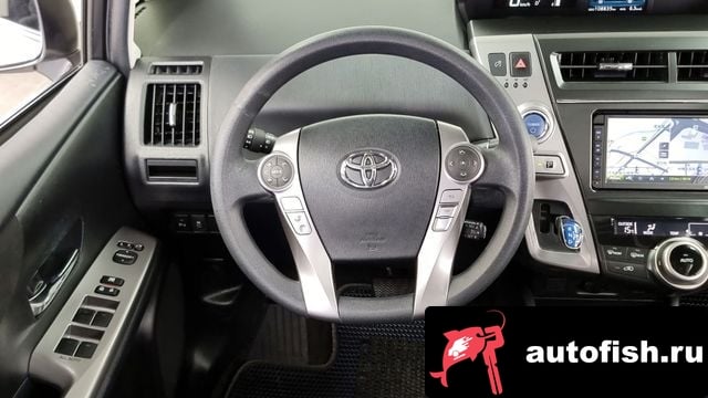 Toyota Prius Prius V 2015 года - вид 13
