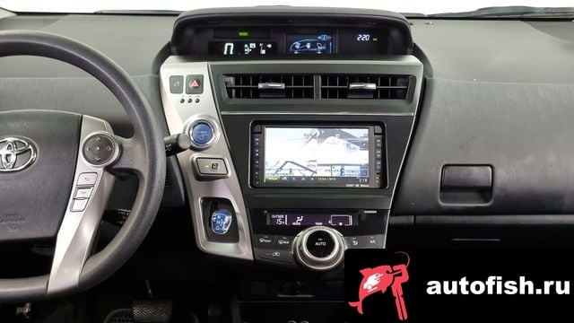 Toyota Prius Prius V 2015 года - вид 14