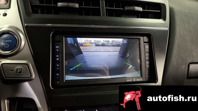 Toyota Prius Prius V 2015 года - вид 15