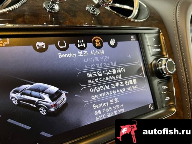 Bentley Bentayga Benteiga 2020 года - похожие автомобили