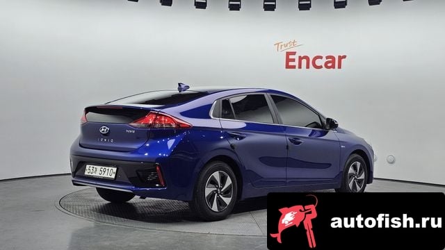 Hyundai Ioniq Ionic Hybrid 2018 года - вид 2