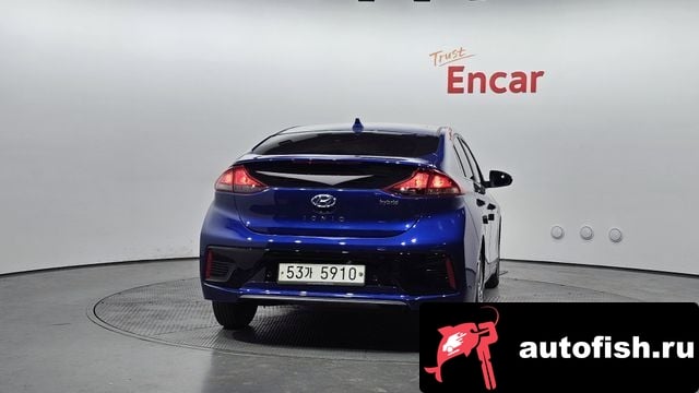 Hyundai Ioniq Ionic Hybrid 2018 года - вид 4