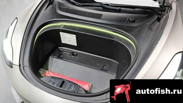 Tesla Model 3 Model 3 2020 года - вид 6