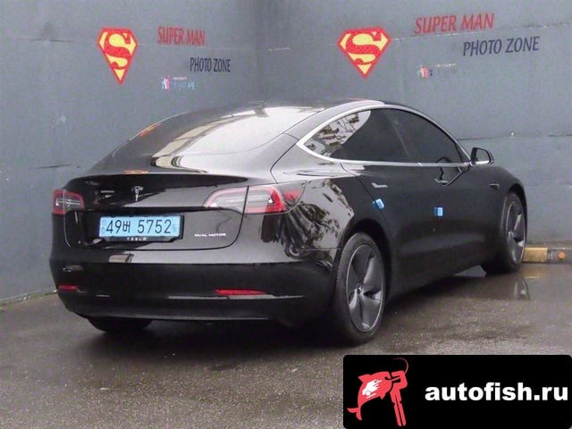 Tesla Model 3 Model 3 2020 года - вид 4