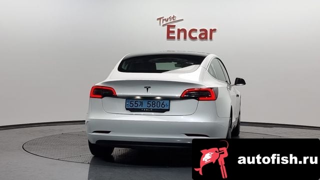 Tesla Model 3 Model 3 2020 года - вид 4