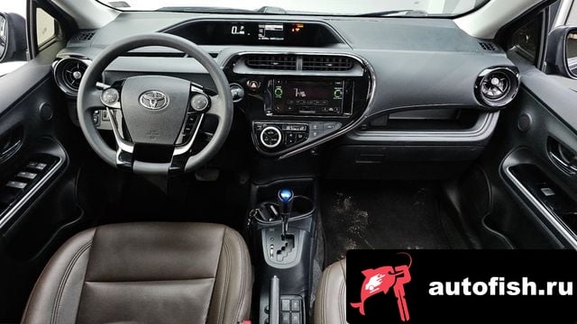 Toyota Prius Prius C 2018 года - вид 7