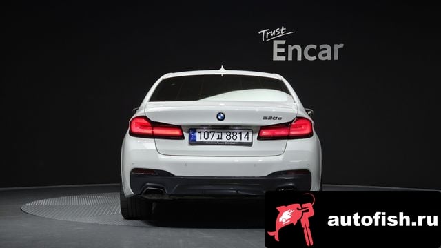 BMW 5-Series 5 Series (G30) 2020 года - вид 4