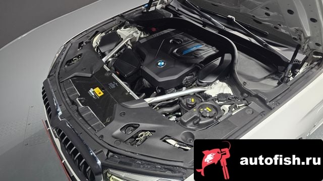 BMW 5-Series 5 Series (G30) 2020 года - вид 6