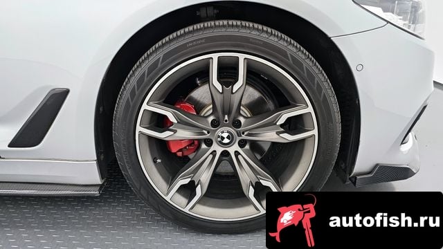 BMW 5-Series 5 Series (G30) 2018 года - вид 5