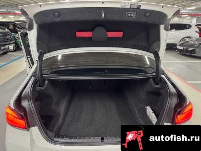 BMW 5-Series 5 Series (G30) 2023 года - вид 9