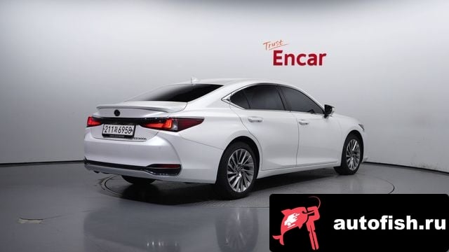 Lexus ES ES300h 7th generation 2024 года - вид 2