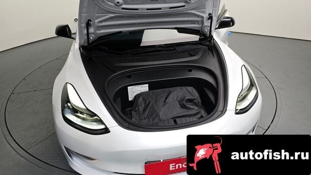 Tesla Model 3 Model 3 2021 года - вид 6