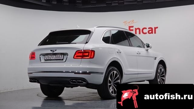 Bentley Bentayga Benteiga 2019 года - вид 2