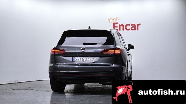 Volkswagen Touareg Tuareg 3rd generation 2020 года - вид 4