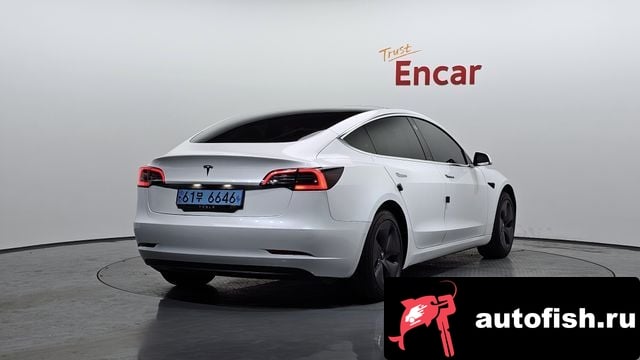 Tesla Model 3 Model 3 2020 года - вид 2