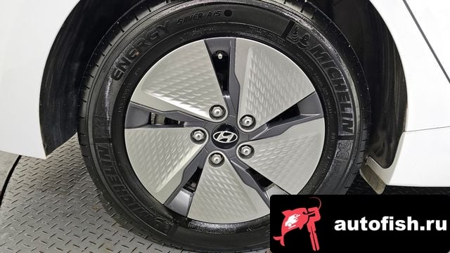 Hyundai Ioniq The New Ionic Hybrid 2019 года - вид 5