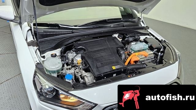 Hyundai Ioniq The New Ionic Hybrid 2019 года - вид 6