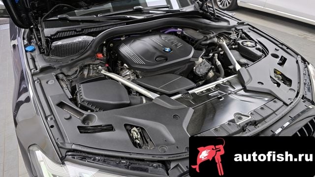 BMW 5-Series 5 Series (G30) 2023 года - вид 6