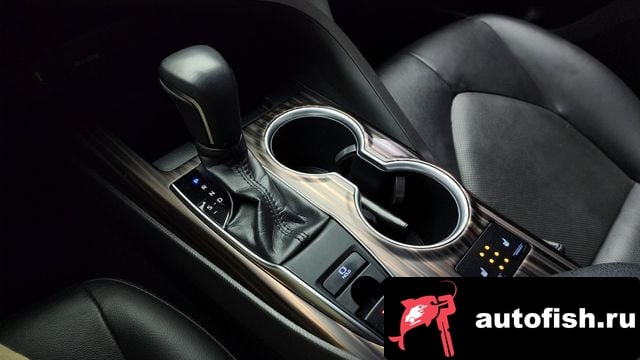 Toyota Camry Camry (XV70) 2017 года - вид 9