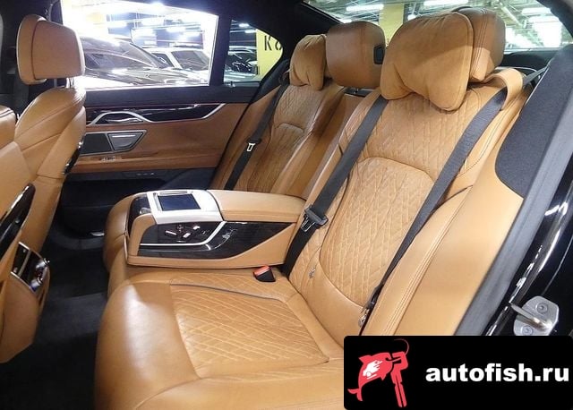 BMW 7-Series 7 Series (G11) 2020 года - похожие автомобили