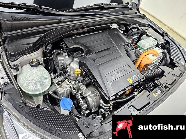 Hyundai Ioniq The New Ionic Hybrid 2020 года - вид 6