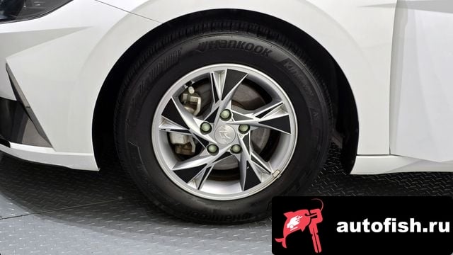 Hyundai AVANTE Avante (CN7) 2021 года - вид 5