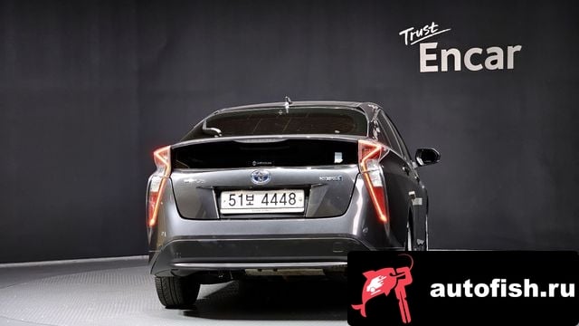 Toyota Prius Prius 4th Generation 2018 года - вид 4