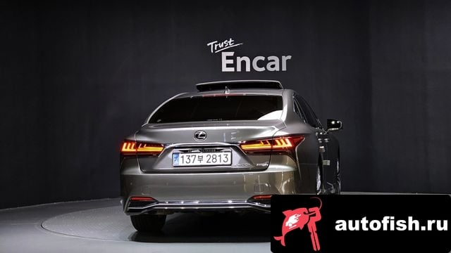 Lexus LS LS500h 5th generation 2024 года - вид 4