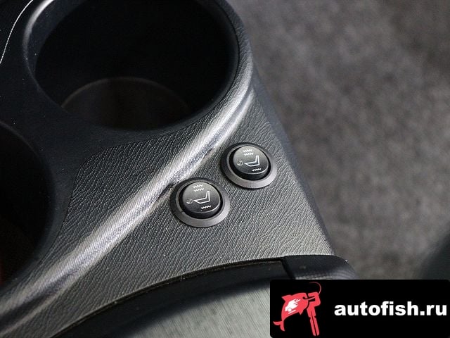 Toyota Prius Prius C 2018 года - вид 11