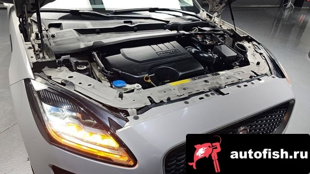 Jaguar E-PACE E-PACE 2018 года - вид 6