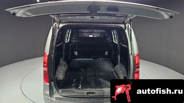 Hyundai Starex The New Grand Starex 2018 года - похожие автомобили