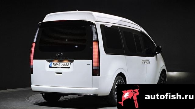 Hyundai Staria Staria 2023 года - вид 2