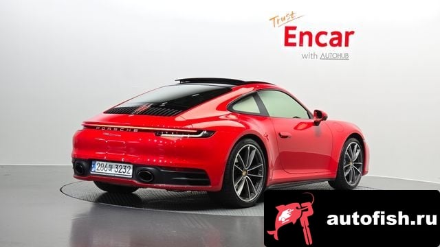 Porsche 911 911 (992) 2020 года - вид 2
