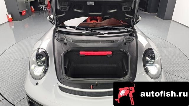 Porsche 911 911 2018 года - вид 6