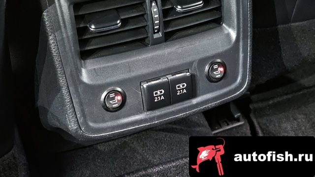 Toyota Avalon Avalon 5th Generation 2018 года - вид 19