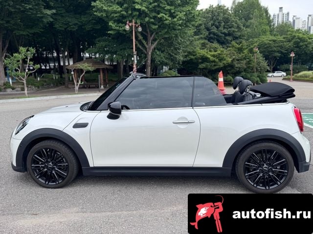 Mini Cooper Convertible Cooper Convertible 2024 года - вид 3