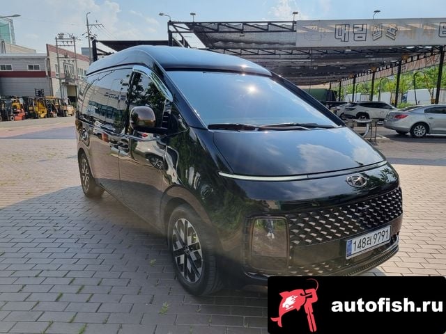 Hyundai Staria Staria 2023 года - похожие автомобили