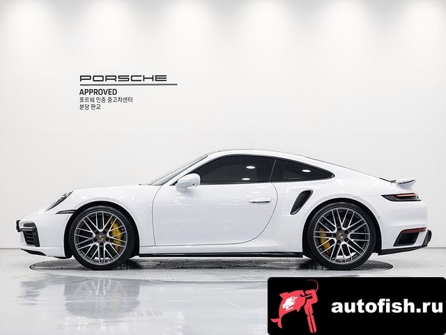 Porsche 911 911 (992) 2023 года - вид 6