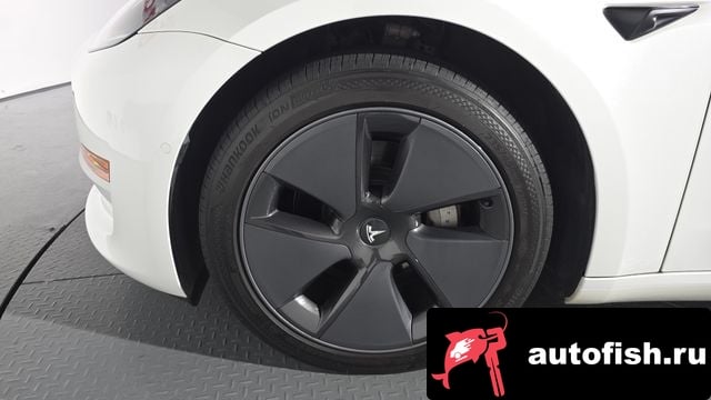 Tesla Model 3 Model 3 2021 года - вид 5
