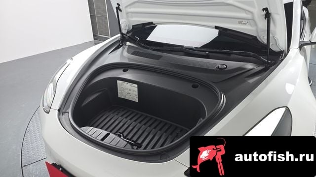 Tesla Model 3 Model 3 2021 года - вид 6