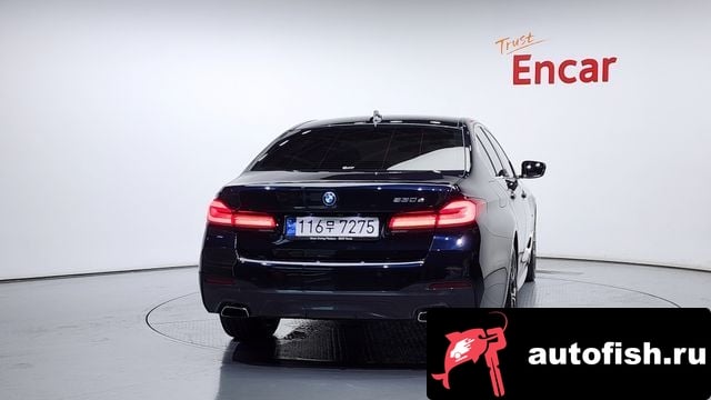 BMW 5-Series 5 Series (G30) 2023 года - вид 4