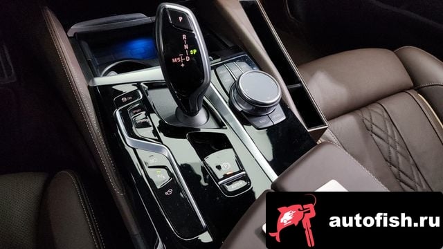 BMW 5-Series 5 Series (G30) 2023 года - вид 9