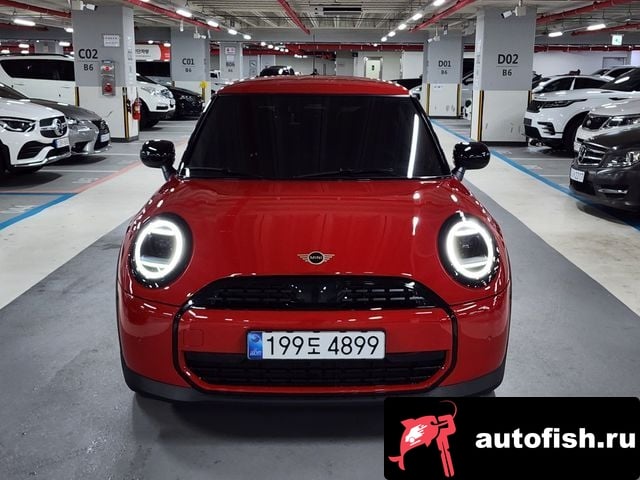 Mini Cooper Cooper C 4th generation 2024 года - вид 3