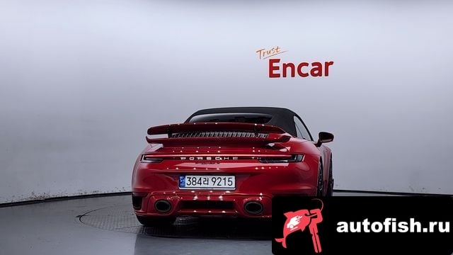 Porsche 911 911 (992) 2022 года - вид 4