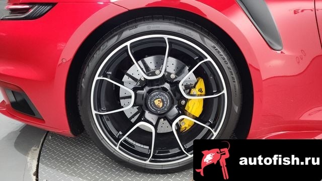 Porsche 911 911 (992) 2022 года - вид 5