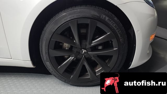 Tesla Model 3 Model 3 2021 года - вид 5